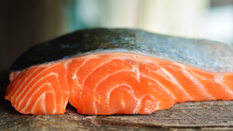 鮭の茶色いところは何 その部分は食べれる 栄養や味も解説 らいふはっくん